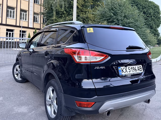 Ford Kuga - зображення 3