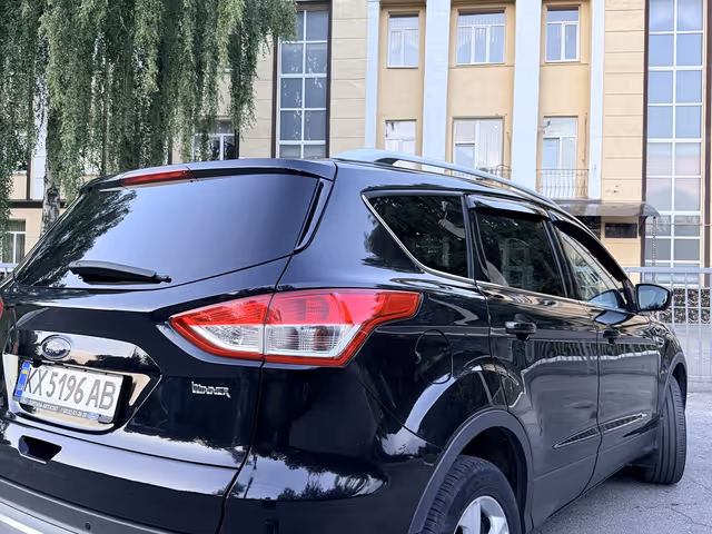 Ford Kuga - зображення 4