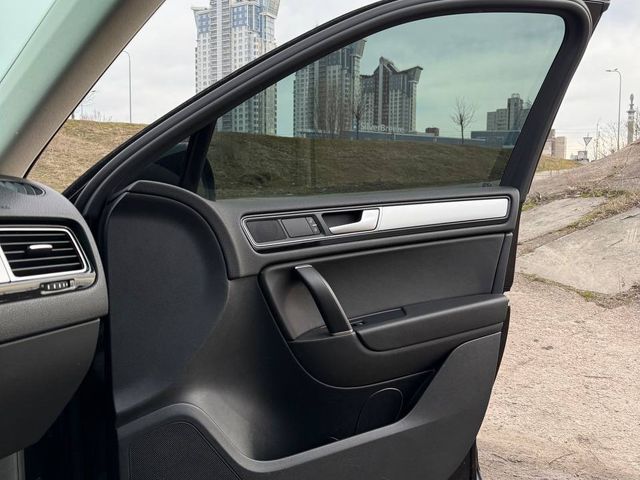 Volkswagen Touareg 2015, Київ, $21 600 - зображення 3