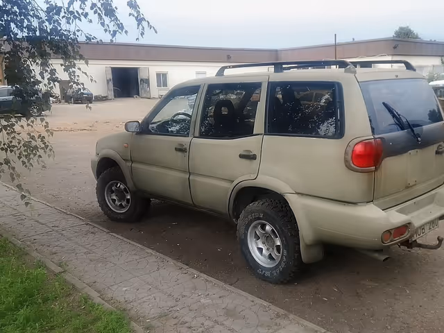 Nissan Terrano - зображення 3