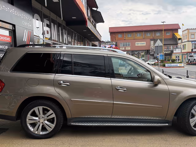 Mercedes-Benz GL-Класс - зображення 4