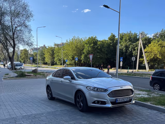 Ford Fusion USA - зображення 2
