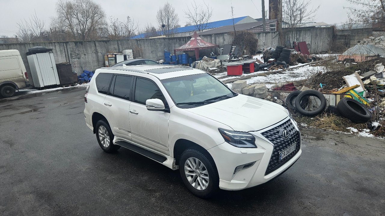 Lexus GX - фото 9
