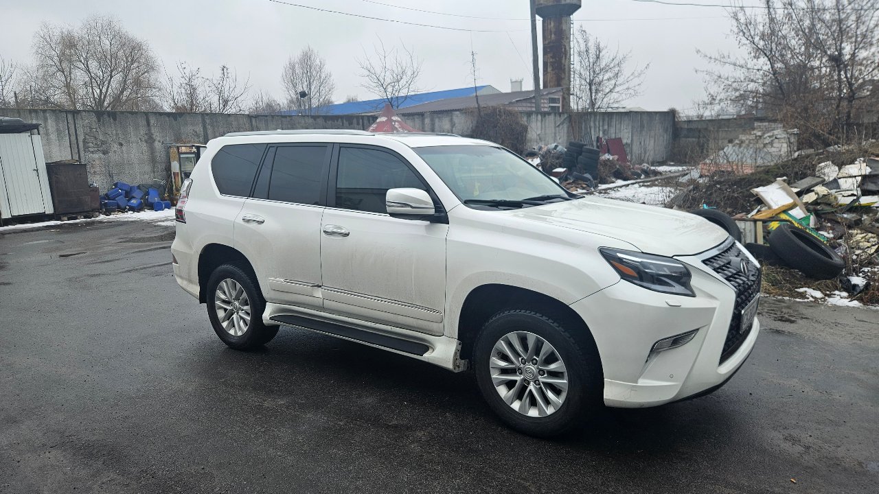 Lexus GX - фото 7