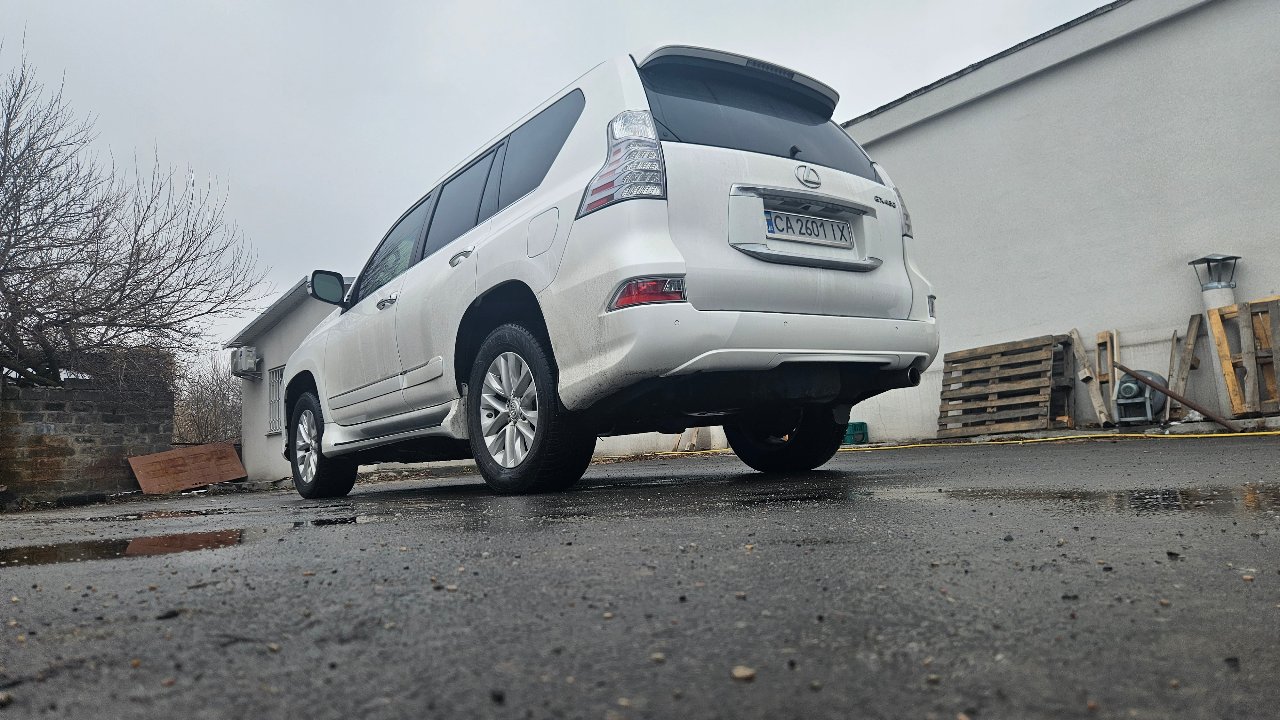Lexus GX - фото 2