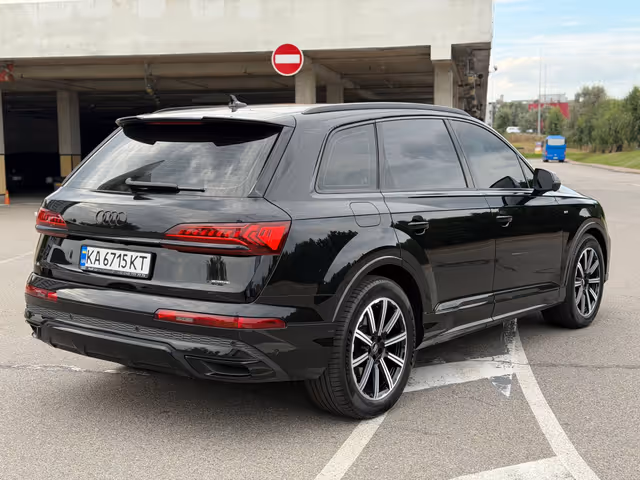Audi Q7 - зображення 4