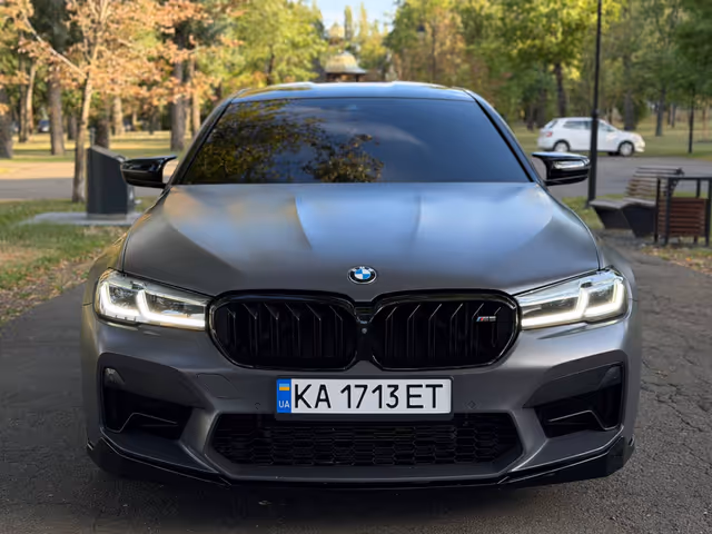 BMW M5 - зображення 2