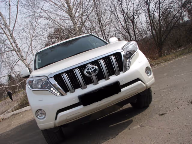 Toyota Land Cruiser Prado - зображення 1