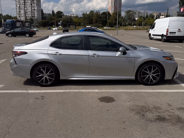 Toyota Camry - зображення 4