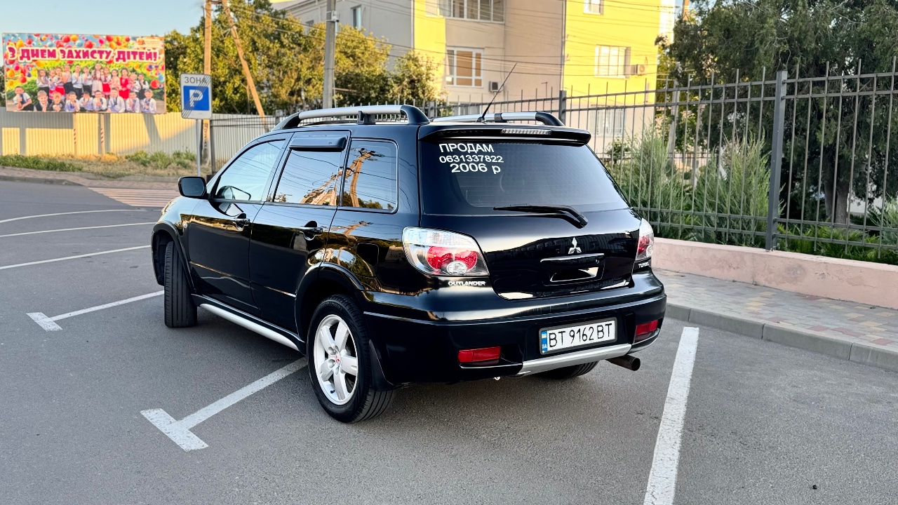 Mitsubishi Outlander - фото 6