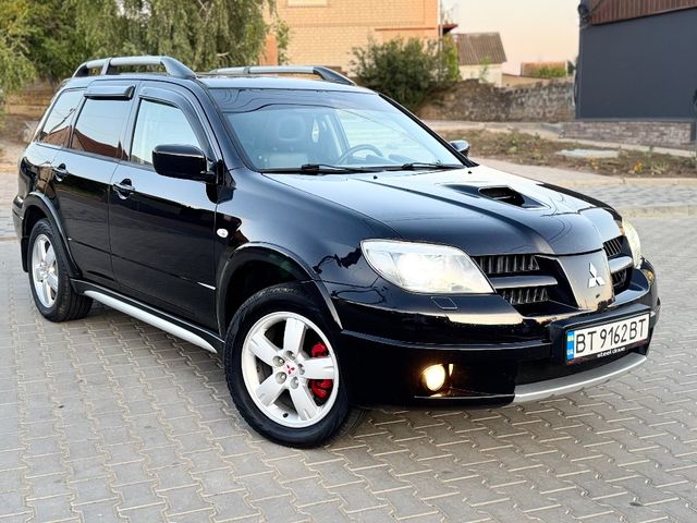 Mitsubishi Outlander - фото 4
