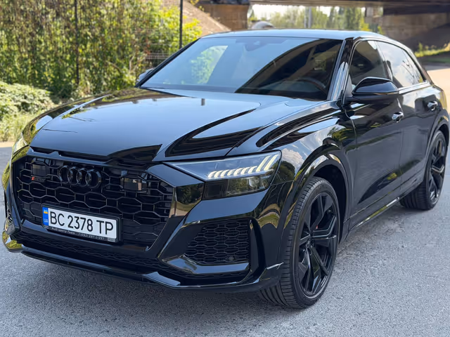 Audi RS Q8 - зображення 1