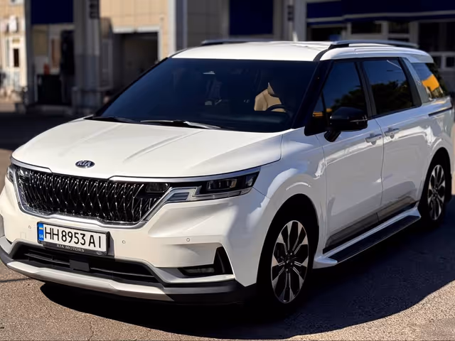 Kia Carnival - зображення 1