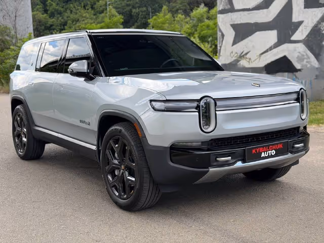 Rivian R1S - зображення 3