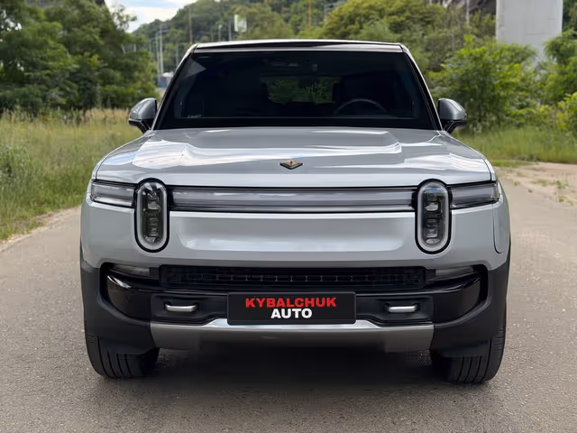 Rivian R1S - зображення 2
