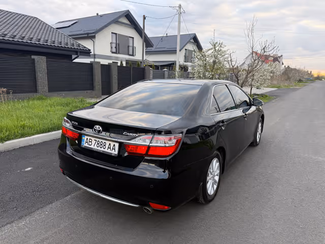 Toyota Camry - зображення 4