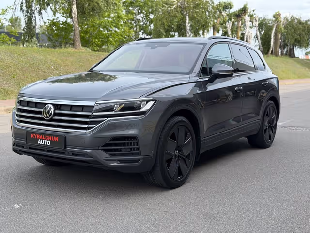 Volkswagen Touareg - зображення 1