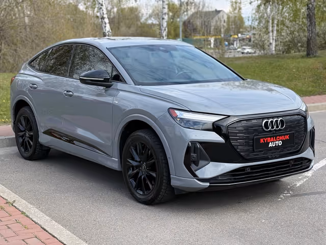 Audi Q4 e-tron - зображення 3
