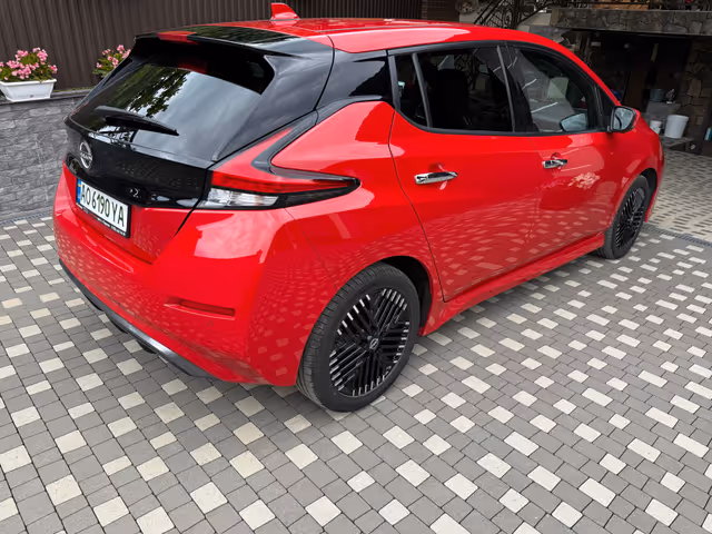 Nissan Leaf - зображення 5