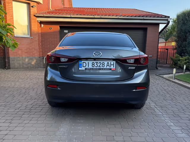 Mazda 3 - зображення 5