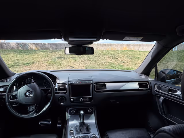 Volkswagen Touareg - зображення 2
