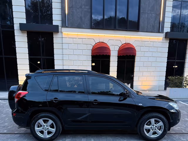 Toyota RAV4 - зображення 3