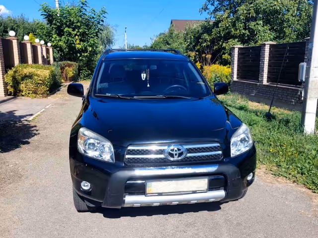 Toyota RAV4 - зображення 3