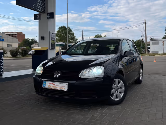 Volkswagen Golf - зображення 1