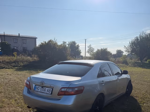 Toyota Camry - зображення 4