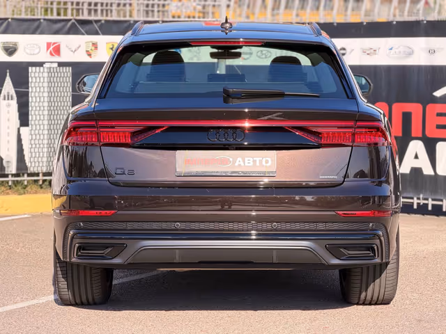 Audi Q8 - зображення 5