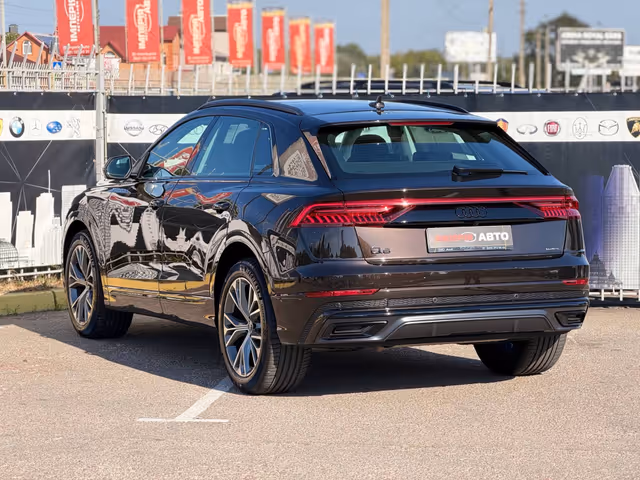 Audi Q8 - зображення 4
