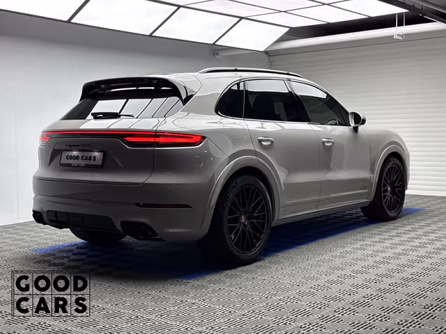 Porsche Cayenne - зображення 5