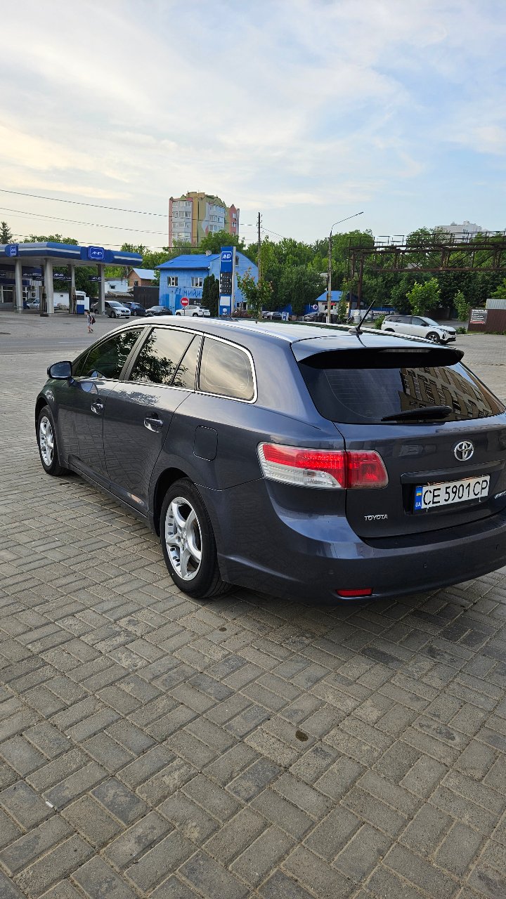 Toyota Avensis - фото 13