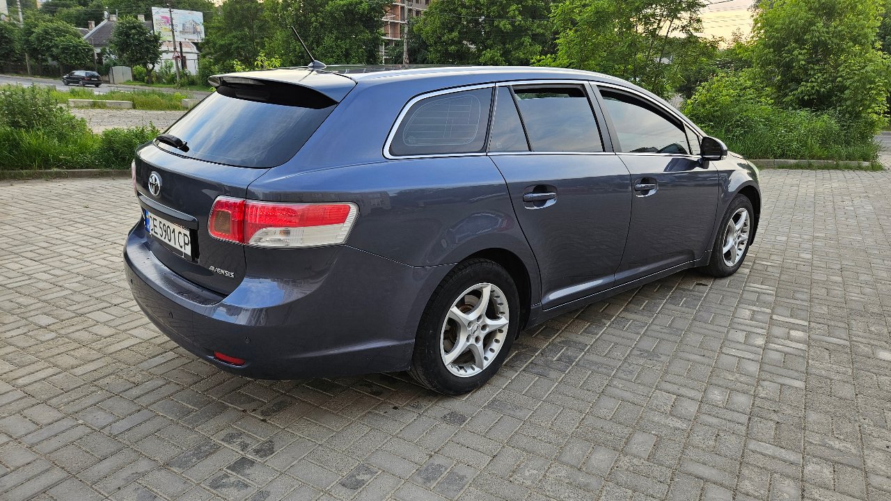 Toyota Avensis - фото 12