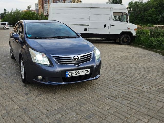 Toyota Avensis - фото 5