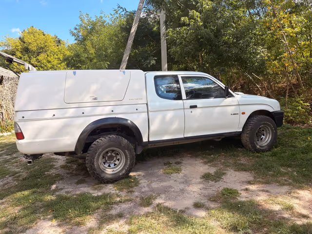 Mitsubishi L200 - зображення 2