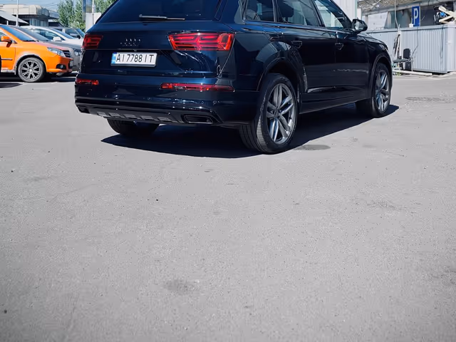 Audi Q7 - зображення 3
