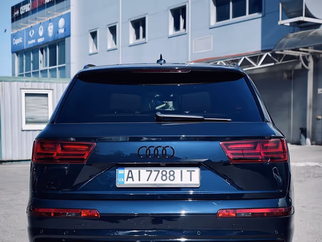Audi Q7 - зображення 4