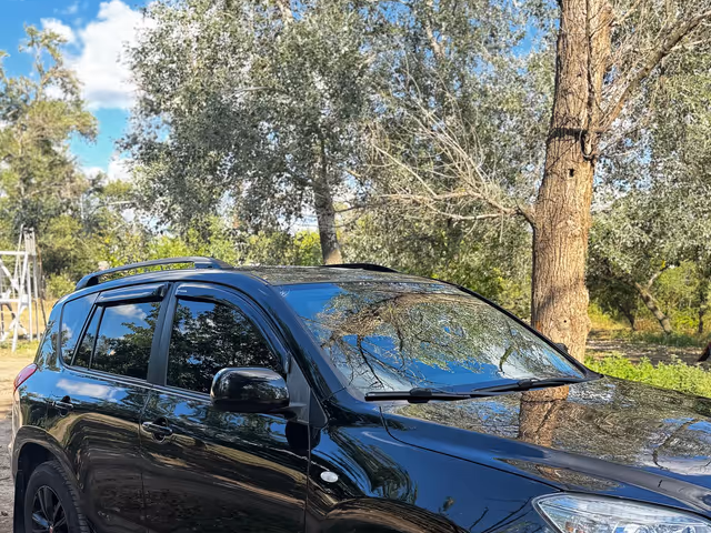 Toyota RAV4 - зображення 2