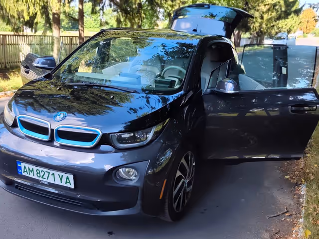 BMW i3 - зображення 1