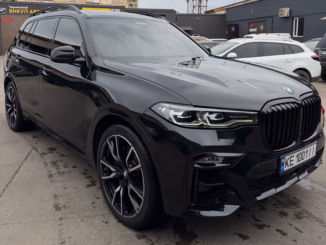 BMW X7 - зображення 2