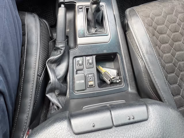 Toyota Land Cruiser Prado - зображення 4