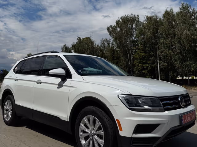 Volkswagen Tiguan - зображення 1