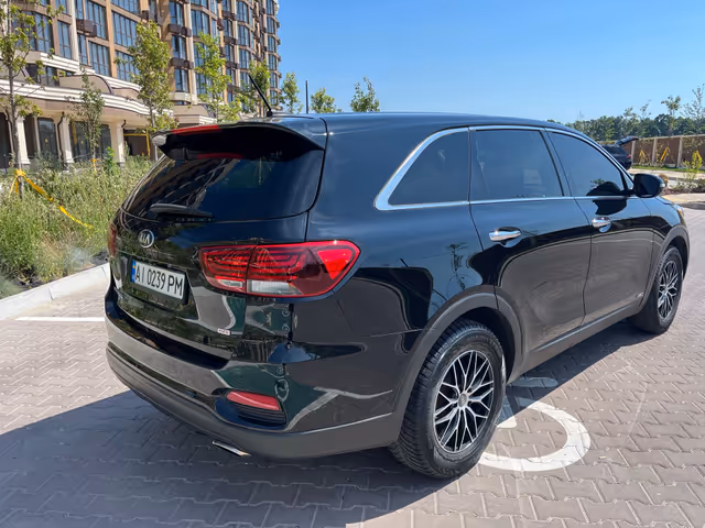 Kia Sorento - зображення 4