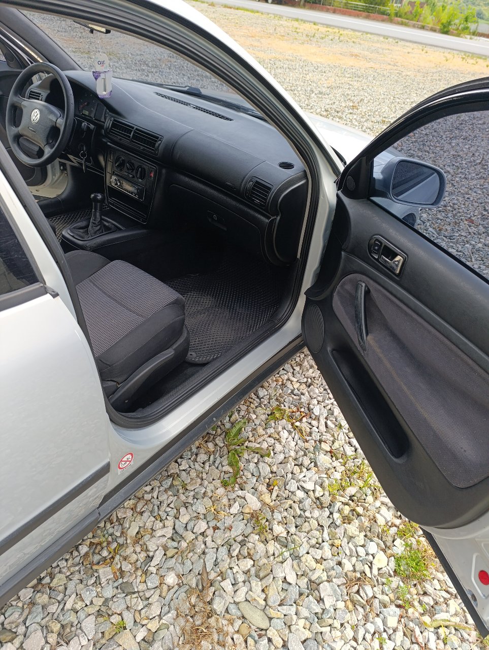 Volkswagen Passat - фото 4