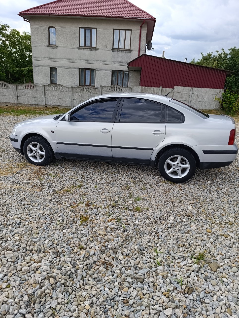 Volkswagen Passat - фото 7