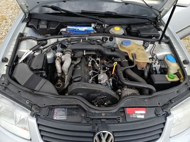 Volkswagen Passat - зображення 1