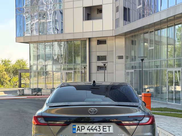 Toyota Camry - зображення 4