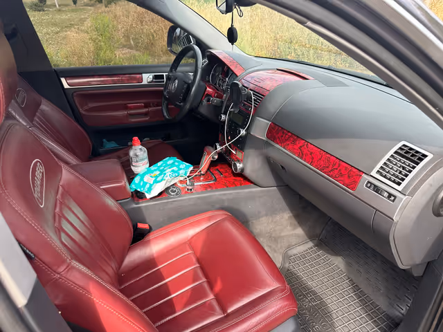 Volkswagen Touareg - зображення 5