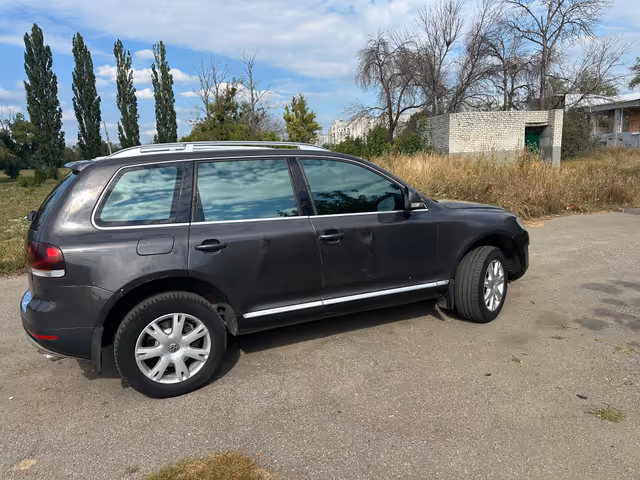 Volkswagen Touareg - зображення 3
